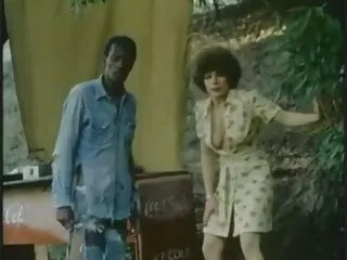 Chica joven masturbación derecho en las mamadas sexy video hindi mai hd calle