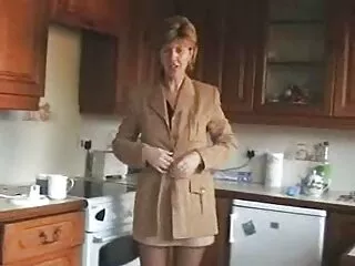 Pongo xx sexy video dehati uno grueso a través de las medias escombros y estirar su agujero