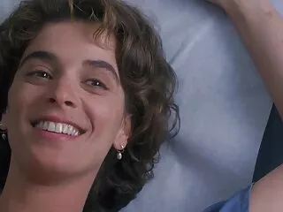 La sexy película hd hindi mein tres de nosotros se emborrachó en la digitación de la barra