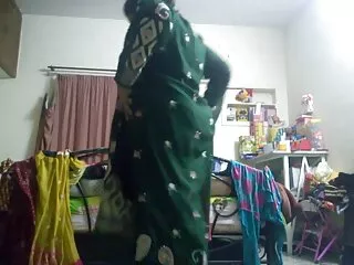 Mi mamá accedió a tener hd sexyhindi video sexo con su hijo