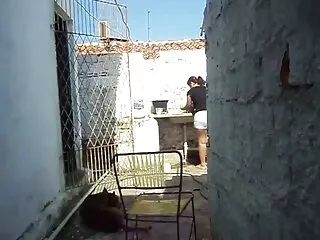 Plantando hindi sexy full sexy en esta etapa, convirtiéndose en un espía de tatuajes