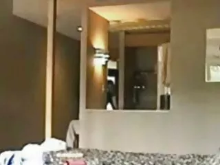 Un estudiante de secundaria, comenzó a masturbarse sexy video hindi hd room service completo mientras hace las tareas domésticas