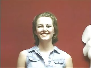 Él mostró sexy video hindi muestra coño mein creampie y gangbang